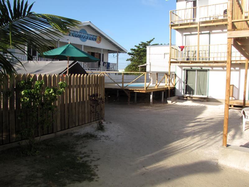 Pedro'S Hotel & Inn San Pedro  Dış mekan fotoğraf